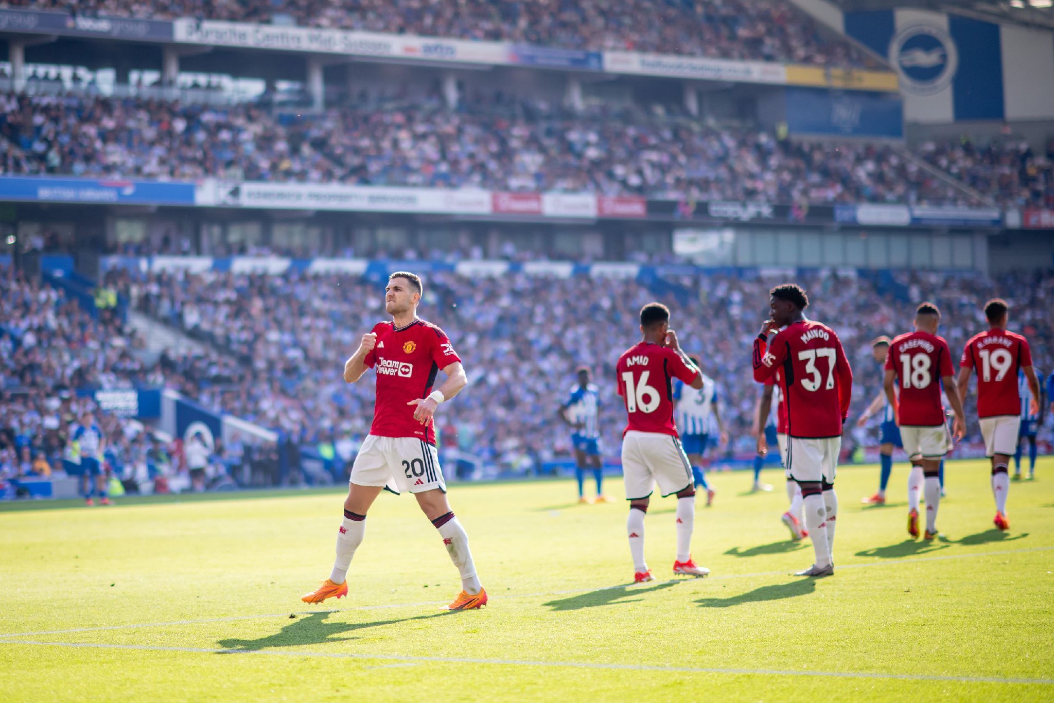 展现出的竞 展现出的竞