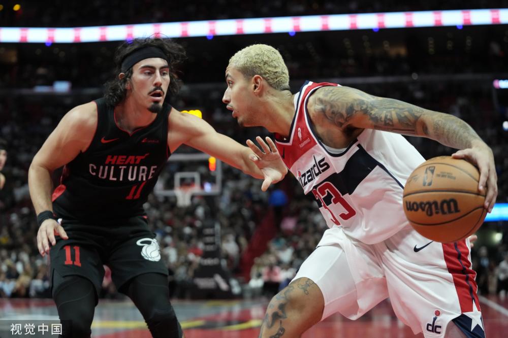 边路突破与 边路突破与